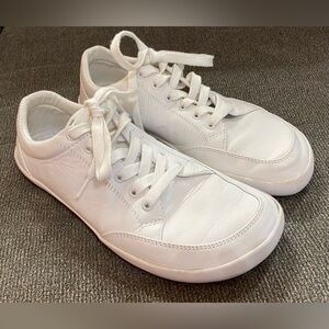 Splay Freestyle Barefoot White Sneakers Shoes Men’s size 11 Women’s size 13